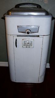 Vintage Westinghouse Roaster OvenBroilerGrill,on Cart,with Clock 