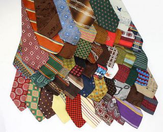 Lot 50 VINTAGE 60s/70s POLYESTER TIES/neckties FABRIC/crafts/​QUILTS 