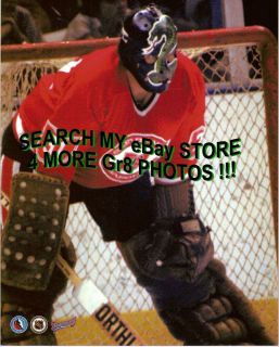 COBRA Mask Gary SIMMONS Cleveland BARONS Closeup 8X10