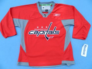 New Reebok Capitals Hockey Team Practice Jersey Red Youth Boys S/M L 