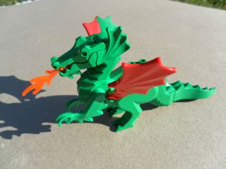 Lego Green DRAGON w/ Wings Fire Breathing Figure Castle Animals 