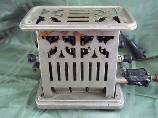 UNIVERSAL TOASTER by LANDERS, FRARY &CLARK NEW BRITAIN MODEL E9412 