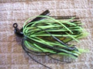 4oz Chartreuce/Black Flipping Jigs Bass Lures
