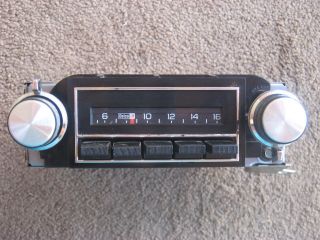 Vintage Original Delco GM Car Stereo / Radio