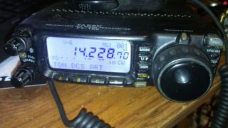 Yaesu FT 100 HF/VHF/UHF Transceiver