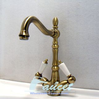 Classic Antique Brass Kitchen Tap Sink Faucets With Two Ceramic Handle 