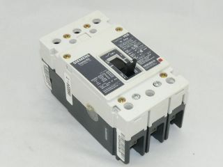   Pullout Siemens HEB3B100 Circuit Breaker 3 poles 100 amp 480 volt