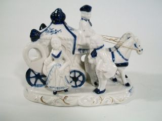 Victorian Porcelain Figurine Footmen Lady Gentleman Horse Carriage 