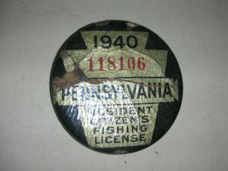 1940 Pennsylvania PA Fishing License Badge Pin (112)