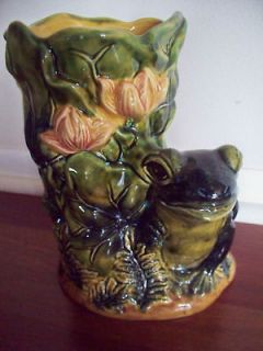 Ceramic Frog Collectors Flower Planter Pot (new)