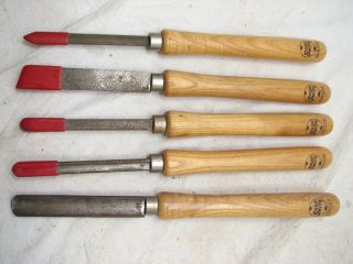 VINTAGE CARVING ENGRAVING CHISELS HAND WOOD WORKING CARPENTRY TOOLS 