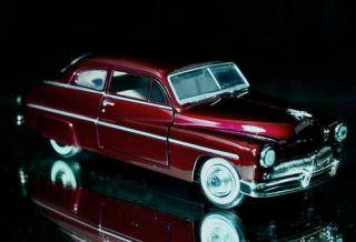 1949 Mercury Coupe MOTORMAX Diecast 1:24 Scale   Metallic Red