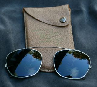 1940S VINTAGE BAUSCH & LOMB RAY BAN CLIP ON SUNGLASSES WITH LEATHER 