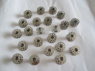 25 DOMESTIC SEWING MACHINE BOBBINS NEWHOME TOYOTA/BROTHER JANOME