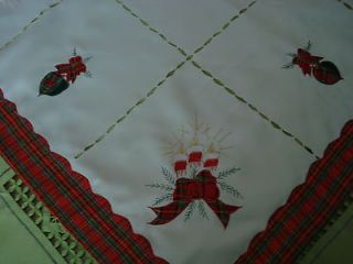 Vintage Christmas Scottish Plaid Red Green Gold Table Topper/tablecl 