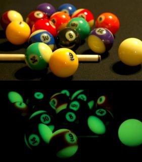 Glow in the Dark Pool Balls / Billiard Balls   Full Set   New in Box