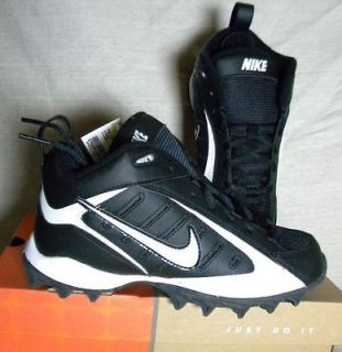youth football cleats in Shoes & Cleats