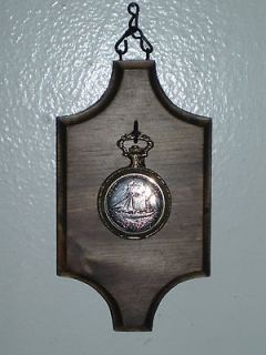 pocket watch display case in Jewelry & Watches