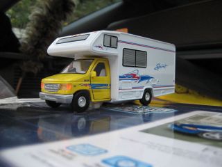 Ford E 350 XL camper van mobile home caravan toy car 1/43 yellow free 