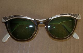 1950s or 60s Womens Cat Eye Glasses Sun Glasses Clean 5.5 Liberty 