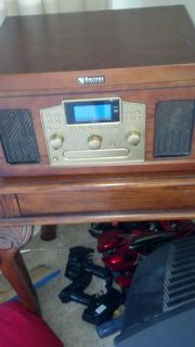   Music Combo AM/FM, Cassett,CD Recorder and Turntable Does it all