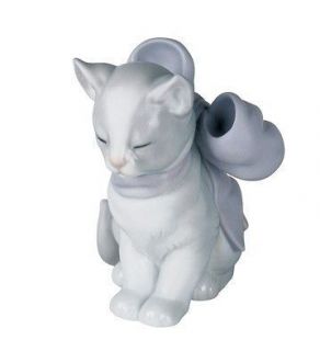 AUTHORIZED DEALER   Nao Lladro Porcelain KITTY PRESENT Cat Gift w 
