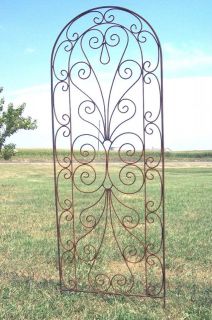 Wrought Iron Heart Trellis   Pretty Metal Support for Vines and Garden 