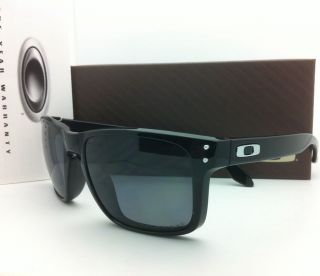 Authentic Oakley Sunglasses HOLBROOK OO9102 02 Polished Black w/ Grey 