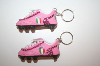 ITALIA PINK GIRLS SOCCER FOOTBALL CLEAT SHOE KEYCHAINS ITALY