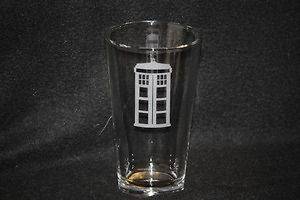 Dr Doctor Who Tardis Symbol Custom Etched Pint Beer Glass