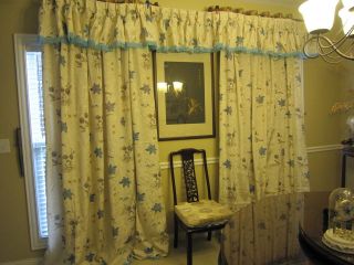 Beautiful Complete Set Living Room Curtain