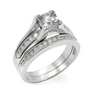 WOMENS CLASSIC PRINCESS CUT CZ ENGAGEMENT/WED​DING SET RINGS SIZE 5