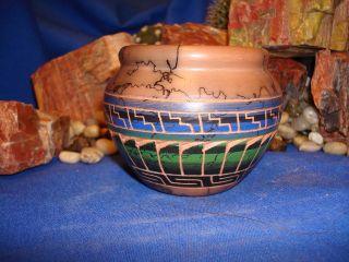 Authentic Navajo Southwest Pottery Bowl Vase Signed Dee Nelson Navajo 