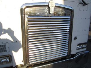 KENWORTH CABOVER K100E STAINLESS STEEL LOUVERED GRILL