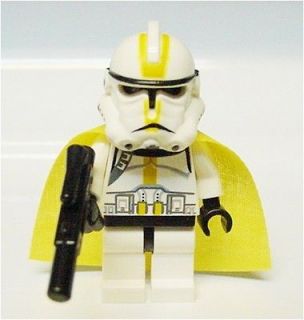 LEGO STAR WARS YELLOW CLONE COMMANDER.M​INTHOT FIGURE