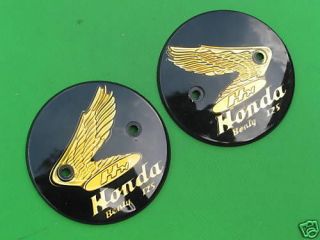   125cc C92 C95 CA92 CA95 CB92 CS92 L/R Tank Badges Emblem Gold NEW