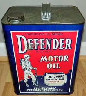 Antique 1940s DEFENDER 2 Gallon MOTOR OIL Tin Can w/ Soldier Graphics