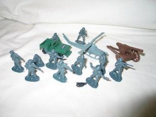 Vintage Plastic Hong Kong Toy Soldier Lot Helicopter Jeep Cannon 