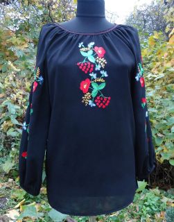 Hand Embroidered Womens dress ( blouse ), Ukrainian sorochka, L
