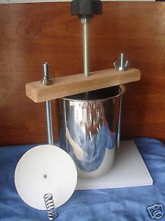 STAINLESS STEEL SPRING PRESSURE REGULATED CHEESE PRESS