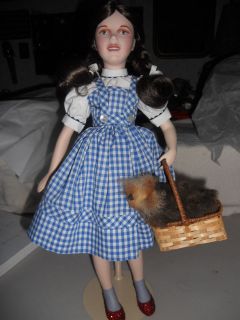 FRANKLIN HEIRLOOM DOLL DOROTHY AND TOTO FROM THE WIZARD OF OZ