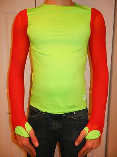 WRESTLING NEON GREEN SHIRT & RED ARMBANDS W/ JEFF HARDY PICTURE TNA 