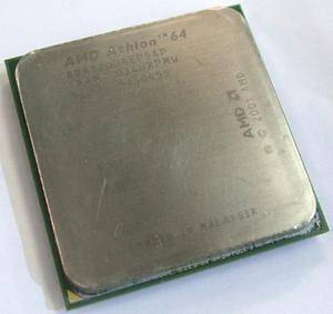 ADA4000DAA5BN AMD Athlon 64 4000+ Socket 939 Processor
