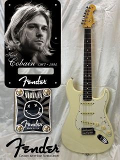   Kurt Cobain FENDER Standard Stratocaster Guitar American/USA Shop