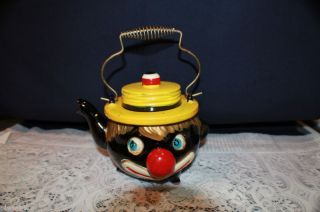 clown teapot in Decorative Collectibles