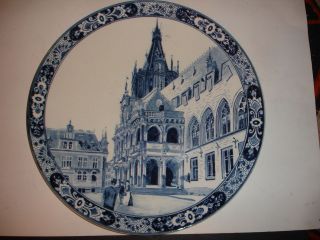   VILLEROY BOCH WALL PLATE CHARGER HANDPAINTED METTLACH POTTERY ART