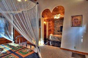 PIGEON FORGE/SEVIERVI​LLE/SMOKY MOUNTAIN CABIN RENTAL