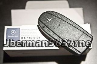   **OEM Mercedes Bluetooth Dongle Puck Adapter B67876131 NEWEST MODEL