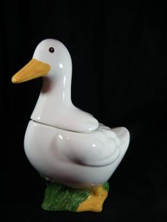 VINTAGE POPPY TRAIL GOOSE COOKIE JAR  GREAT ADDITION FOR YOUR 