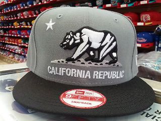 NEW ERA 9FIFTY CALIFORNIA REPUBLIC SNAPBACK CAP, HAT STONE GREY/BLACK